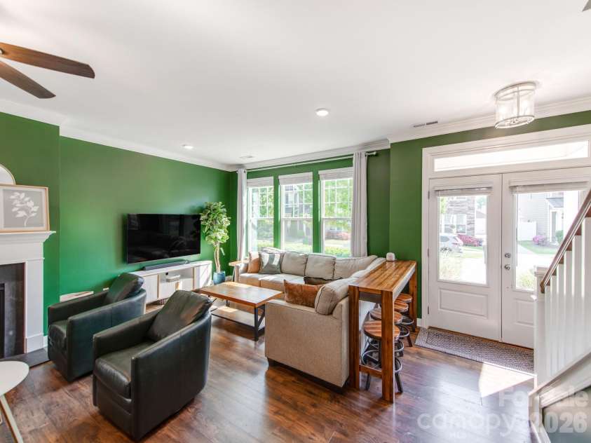 8753 Aspinwall Drive, Charlotte, NC 28216.  MLS# CAR4371868, YatesRealty ID 43169. 