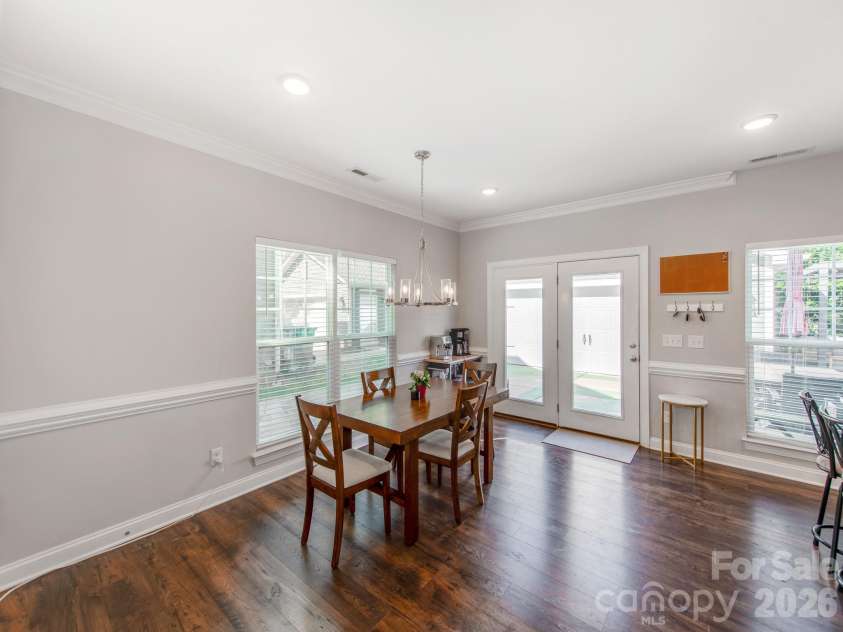 8753 Aspinwall Drive, Charlotte, NC 28216.  MLS# CAR4371868, YatesRealty ID 43169. 