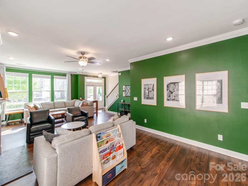 8753 Aspinwall Drive, Charlotte, NC 28216.  MLS# CAR4371868, YatesRealty ID 43169. 