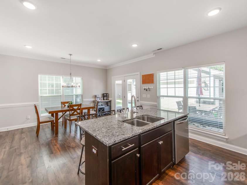 8753 Aspinwall Drive, Charlotte, NC 28216.  MLS# CAR4371868, YatesRealty ID 43169. 