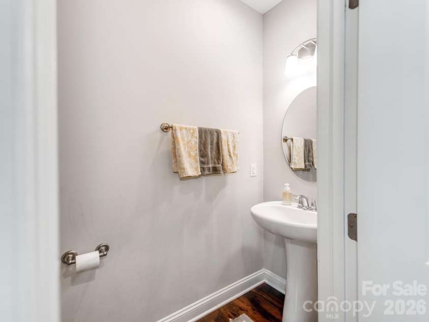8753 Aspinwall Drive, Charlotte, NC 28216.  MLS# CAR4371868, YatesRealty ID 43169. 