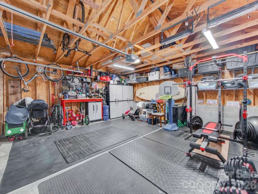 8753 Aspinwall Drive, Charlotte, NC 28216.  MLS# CAR4371868, YatesRealty ID 43169. 