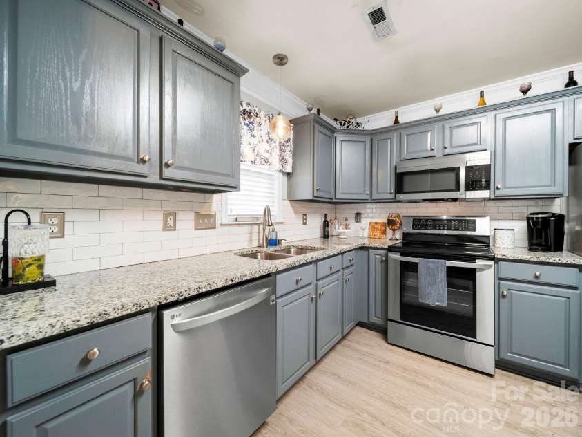 4005 Sages Avenue, Indian Trail, NC 28079.  MLS# CAR4341766, YatesRealty ID 4317. 