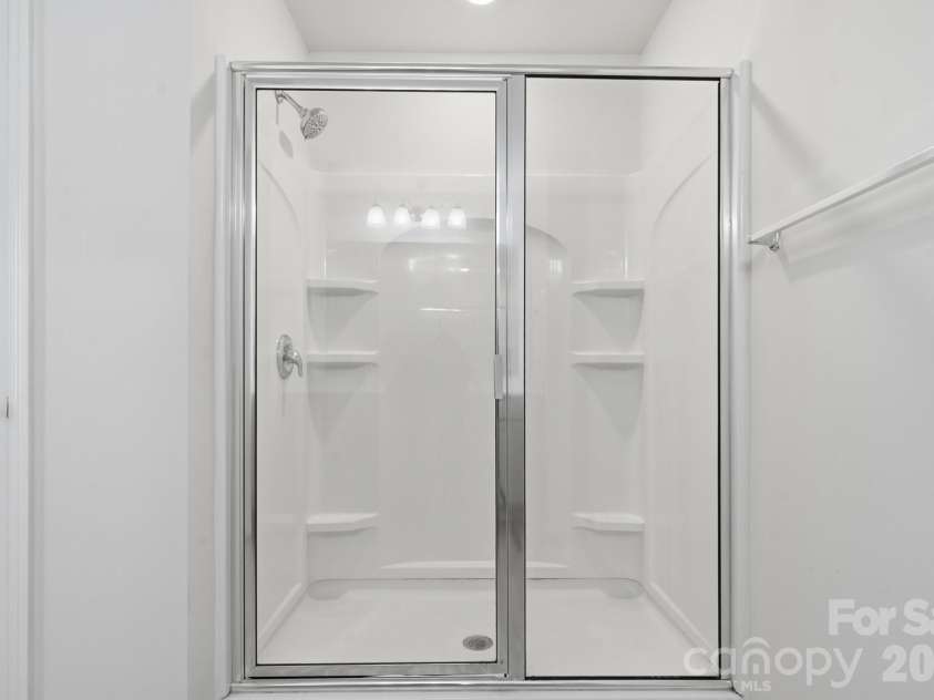 3168 Green Apple Drive, Dallas, NC 28034.  MLS# CAR4413344, YatesRealty ID 43172. Ensuite