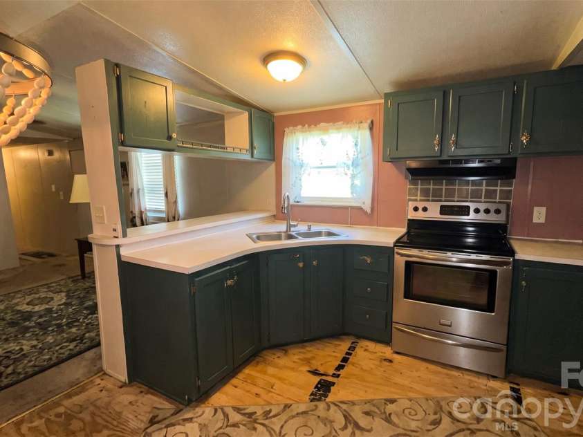 202 Eufola Road, Statesville, NC 28677.  MLS# CAR4413349, YatesRealty ID 43173. 