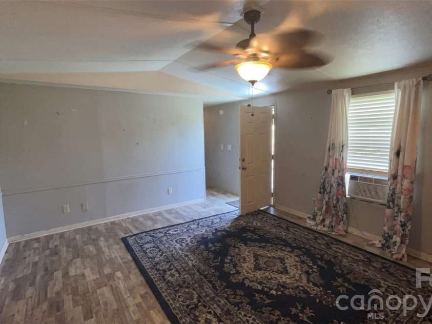 202 Eufola Road, Statesville, NC 28677.  MLS# CAR4413349, YatesRealty ID 43173. 