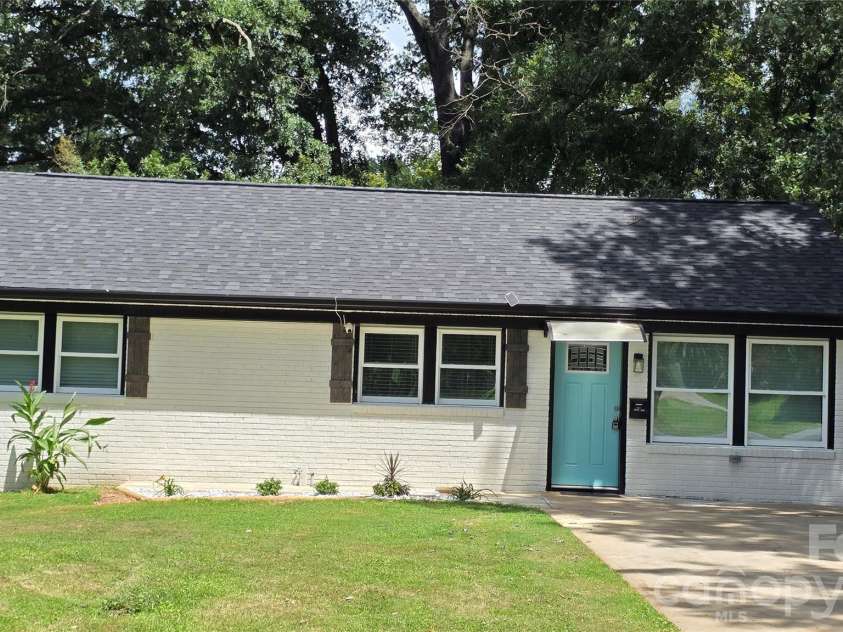513 Ohio Avenue, Bessemer City, NC 28016.  MLS# CAR4411894, YatesRealty ID 43174. 