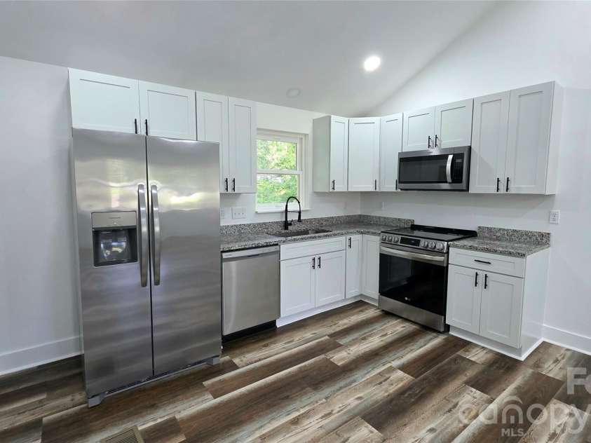 513 Ohio Avenue, Bessemer City, NC 28016.  MLS# CAR4411894, YatesRealty ID 43174. 