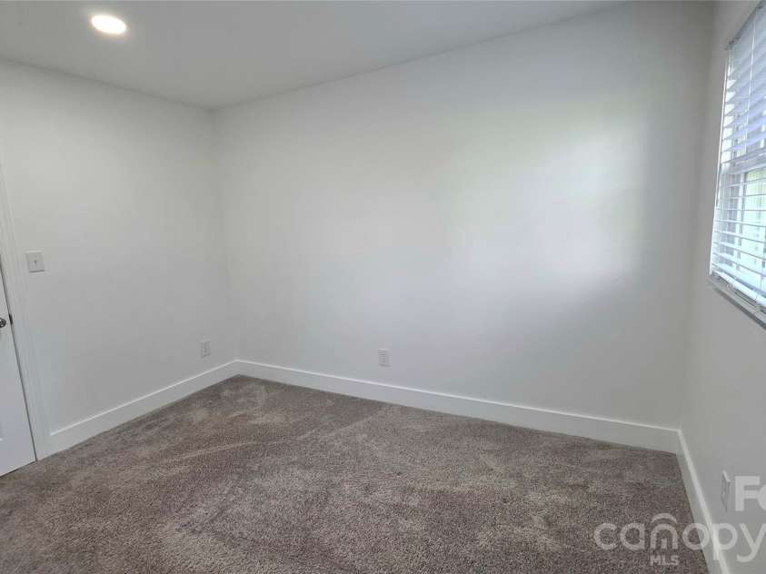 513 Ohio Avenue, Bessemer City, NC 28016.  MLS# CAR4411894, YatesRealty ID 43174. 