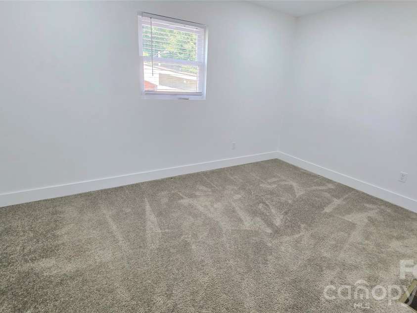 513 Ohio Avenue, Bessemer City, NC 28016.  MLS# CAR4411894, YatesRealty ID 43174. 