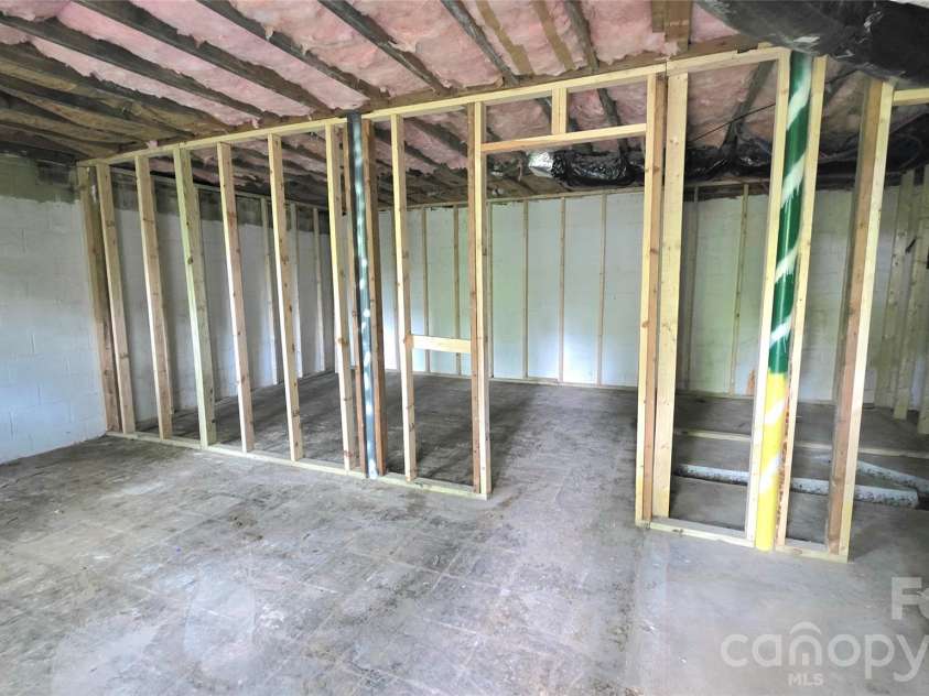 513 Ohio Avenue, Bessemer City, NC 28016.  MLS# CAR4411894, YatesRealty ID 43174. 