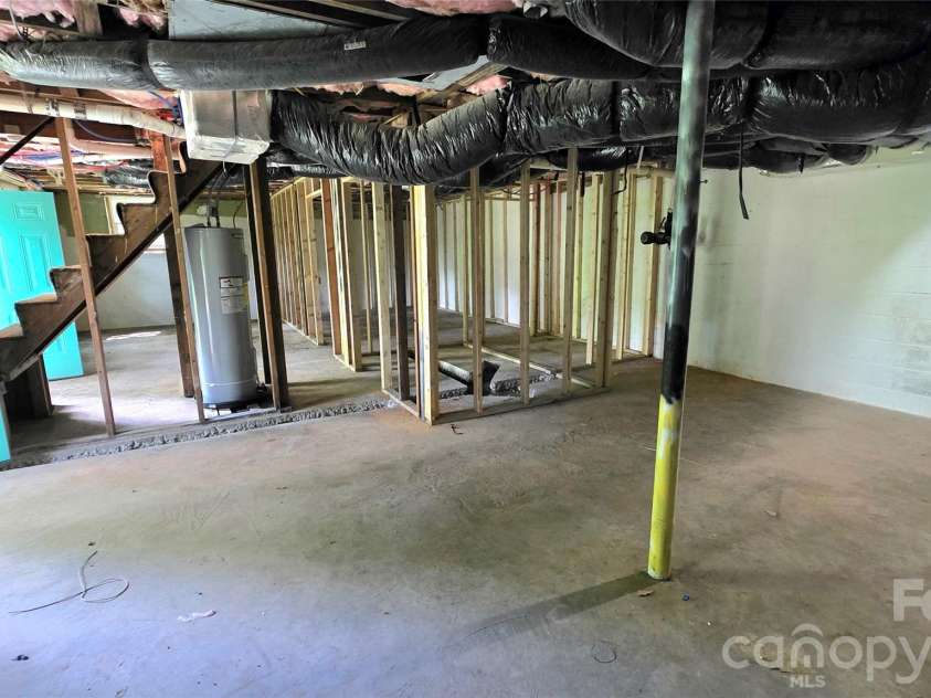 513 Ohio Avenue, Bessemer City, NC 28016.  MLS# CAR4411894, YatesRealty ID 43174. 