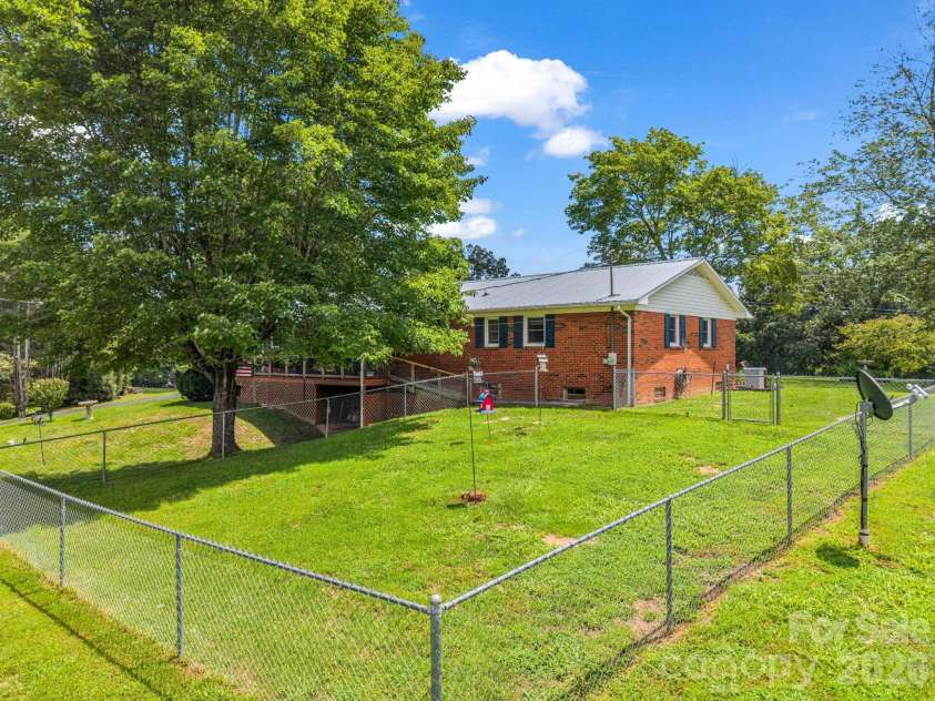 1244 Old Hwy 10 Highway, Marion, NC 28752.  MLS# CAR4413341, YatesRealty ID 43177. 
