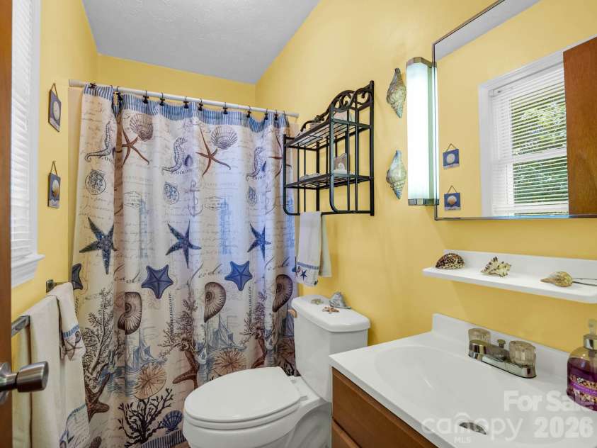1244 Old Hwy 10 Highway, Marion, NC 28752.  MLS# CAR4413341, YatesRealty ID 43177. 