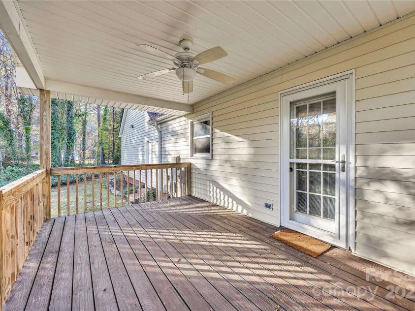 106 Gallarie Place, Salisbury, NC 28144.  MLS# CAR4321923, YatesRealty ID 4318. 