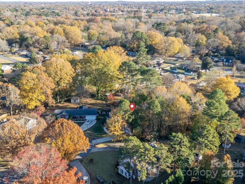 106 Gallarie Place, Salisbury, NC 28144.  MLS# CAR4321923, YatesRealty ID 4318. 