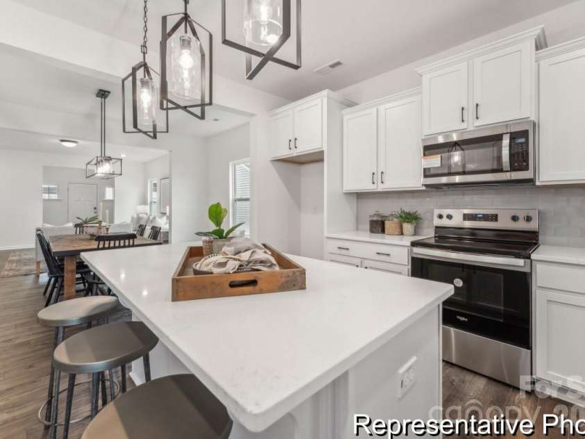 36170 Greg Norman Drive, Lancaster, SC 29720.  MLS# CAR4413371, YatesRealty ID 43180. 