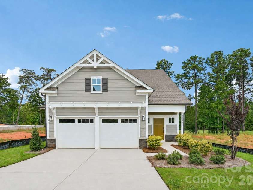 36170 Greg Norman Drive, Lancaster, SC 29720.  MLS# CAR4413371, YatesRealty ID 43180. 