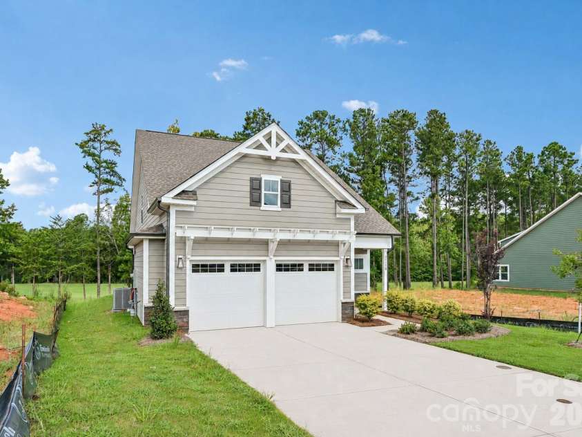 36170 Greg Norman Drive, Lancaster, SC 29720.  MLS# CAR4413371, YatesRealty ID 43180. 
