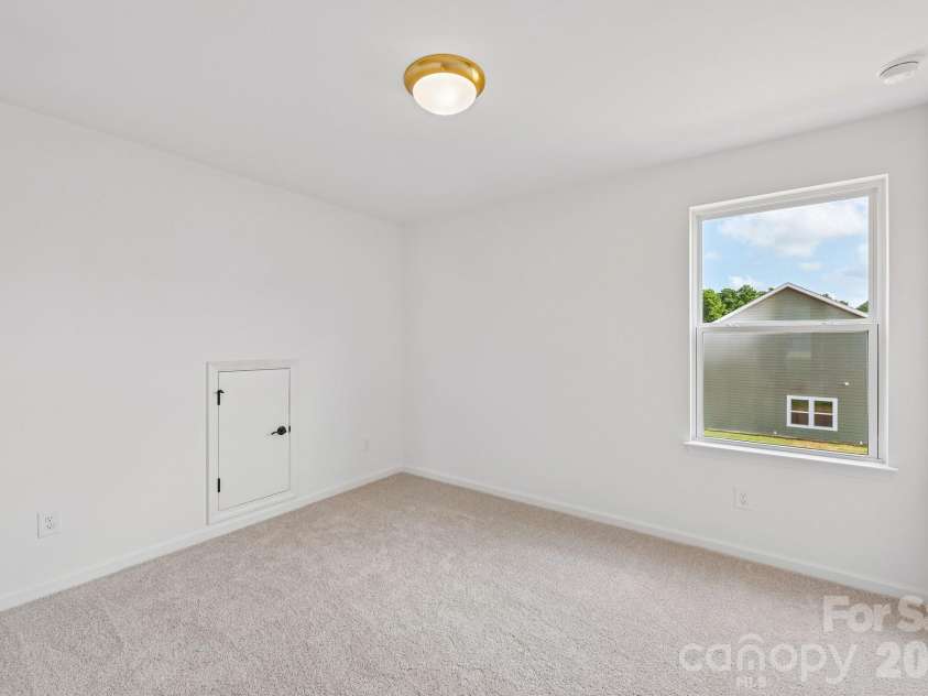 36170 Greg Norman Drive, Lancaster, SC 29720.  MLS# CAR4413371, YatesRealty ID 43180. 