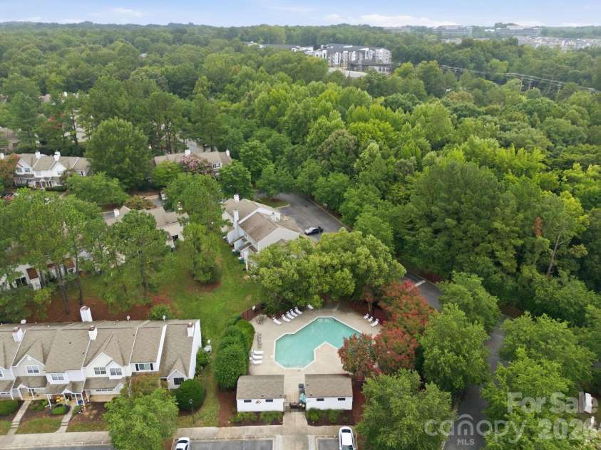 3274 Summercroft Lane, Charlotte, NC 28269.  MLS# CAR4408970, YatesRealty ID 43182. 