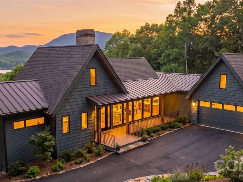 743 Hawk Mountain Road, Lake Toxaway, NC 28747.  MLS# CAR4411152, YatesRealty ID 43184. 