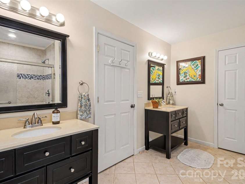 8446 Aqua Lane, Kannapolis, NC 28081.  MLS# CAR4411223, YatesRealty ID 43185. 