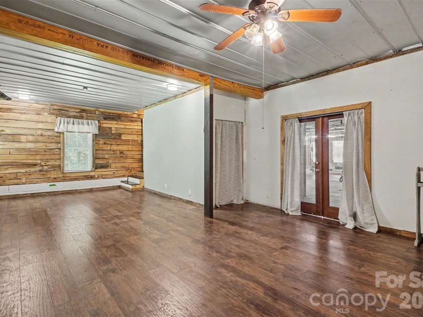 8446 Aqua Lane, Kannapolis, NC 28081.  MLS# CAR4411223, YatesRealty ID 43185. 