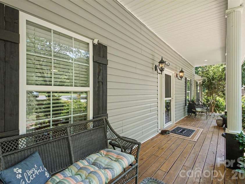 8446 Aqua Lane, Kannapolis, NC 28081.  MLS# CAR4411223, YatesRealty ID 43185. 