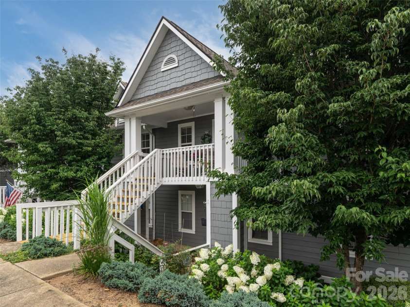 3804 Florham Place, Asheville, NC 28806.  MLS# CAR4413132, YatesRealty ID 43187. 