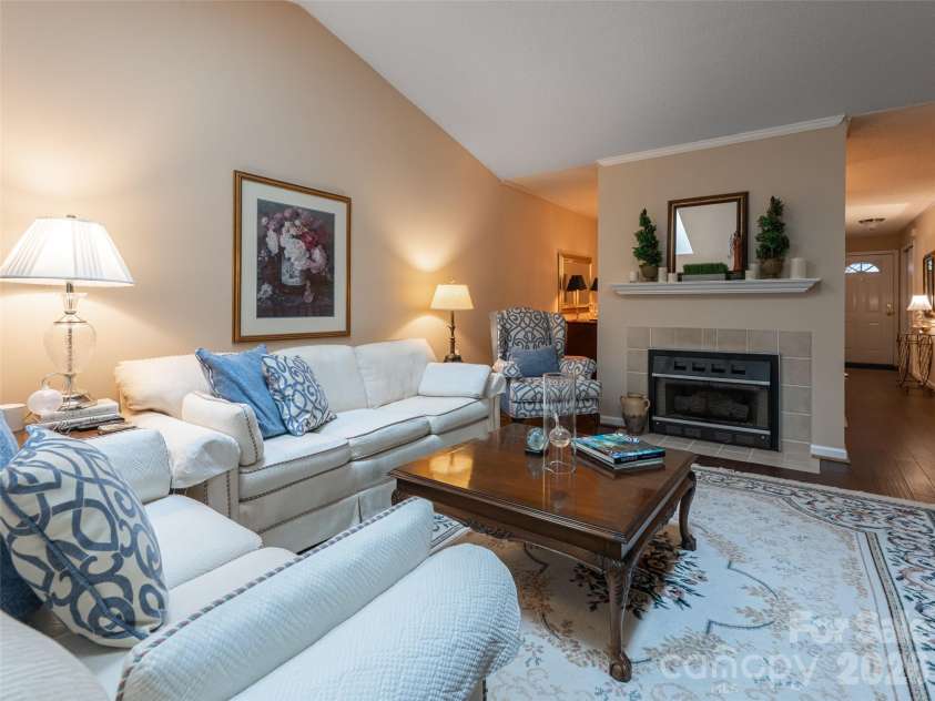 3804 Florham Place, Asheville, NC 28806.  MLS# CAR4413132, YatesRealty ID 43187. 