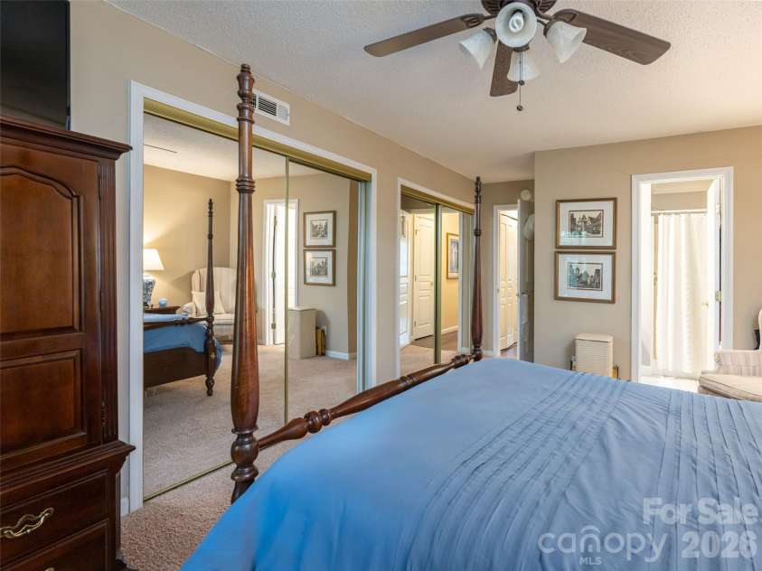 3804 Florham Place, Asheville, NC 28806.  MLS# CAR4413132, YatesRealty ID 43187. 