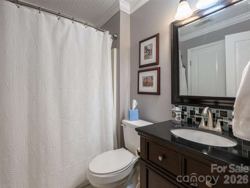 3804 Florham Place, Asheville, NC 28806.  MLS# CAR4413132, YatesRealty ID 43187. 