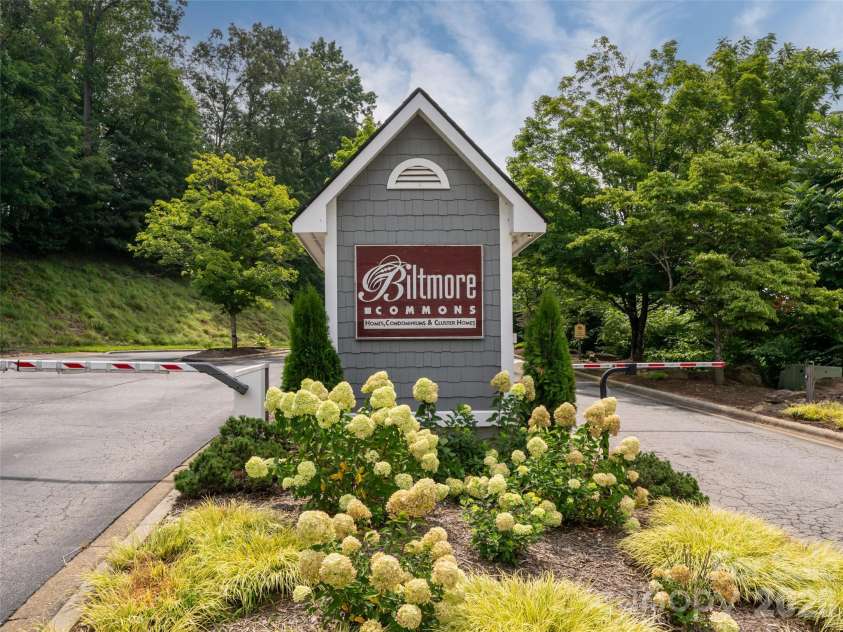 3804 Florham Place, Asheville, NC 28806.  MLS# CAR4413132, YatesRealty ID 43187. 