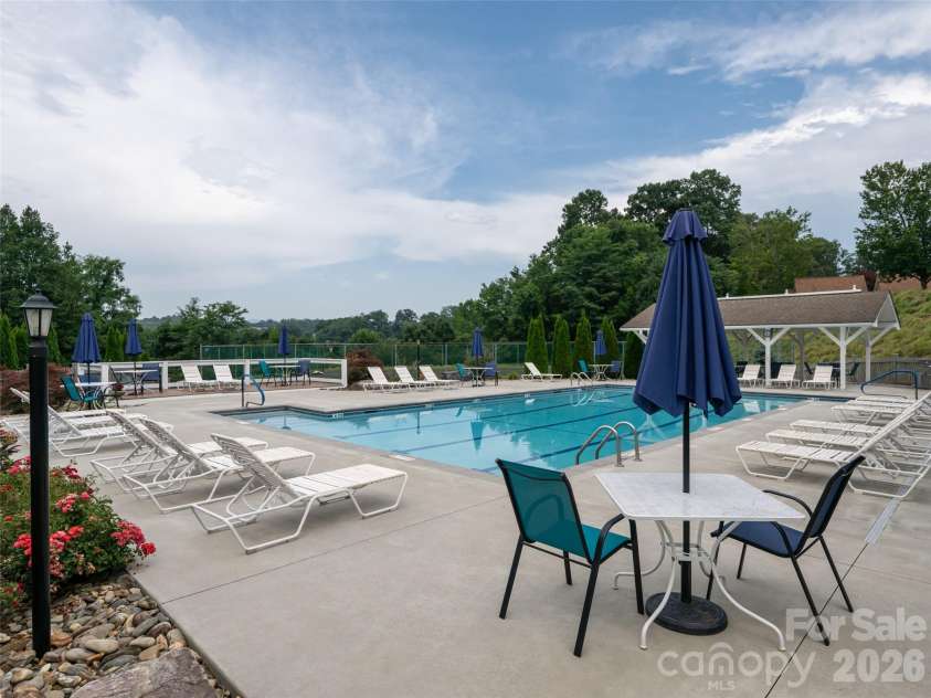 3804 Florham Place, Asheville, NC 28806.  MLS# CAR4413132, YatesRealty ID 43187. 