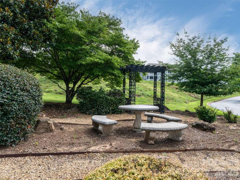 3804 Florham Place, Asheville, NC 28806.  MLS# CAR4413132, YatesRealty ID 43187. 
