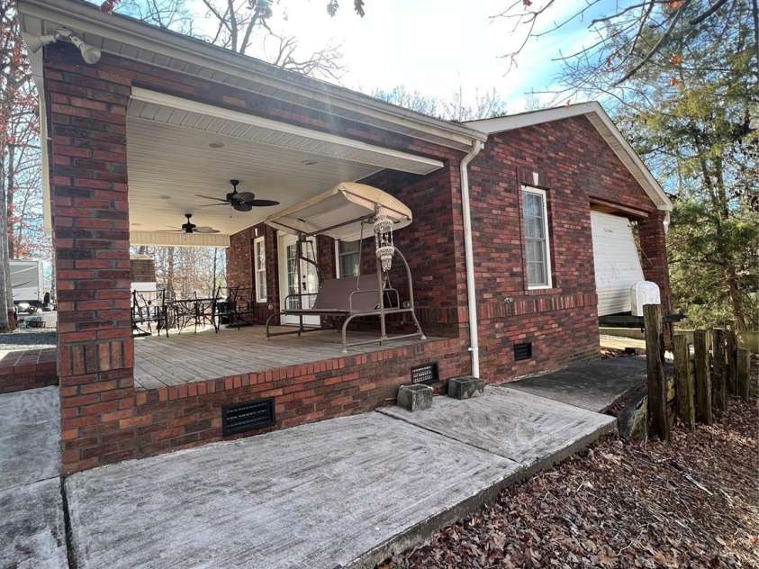 129 Twin Bluff Trail, Mount Gilead, NC 27306.  MLS# CAR4104248, YatesRealty ID 4319. 