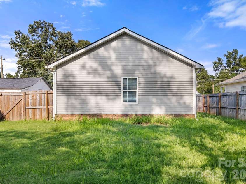 1132 Carolina Avenue Extension, Rock Hill, SC 29730.  MLS# CAR4413214, YatesRealty ID 43190. 
