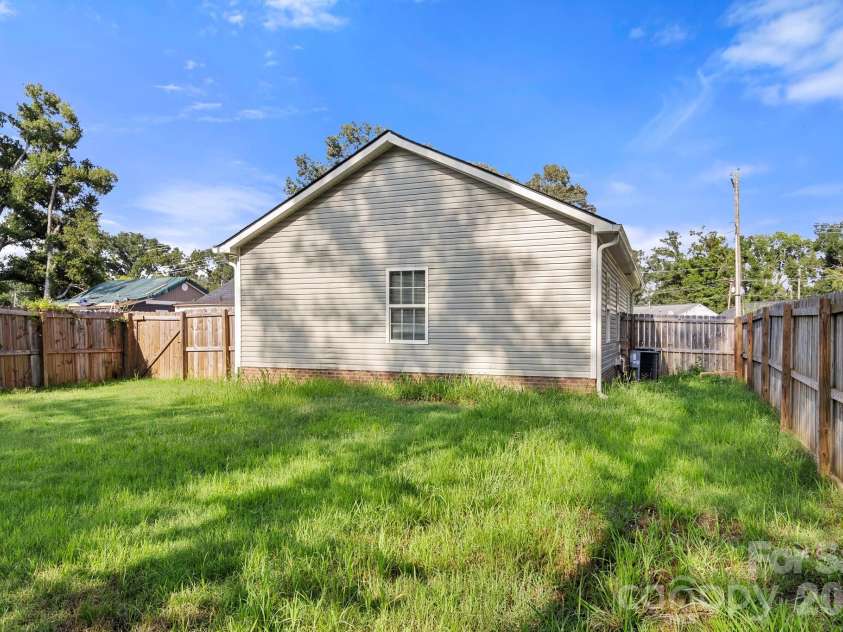 1132 Carolina Avenue Extension, Rock Hill, SC 29730.  MLS# CAR4413214, YatesRealty ID 43190. 