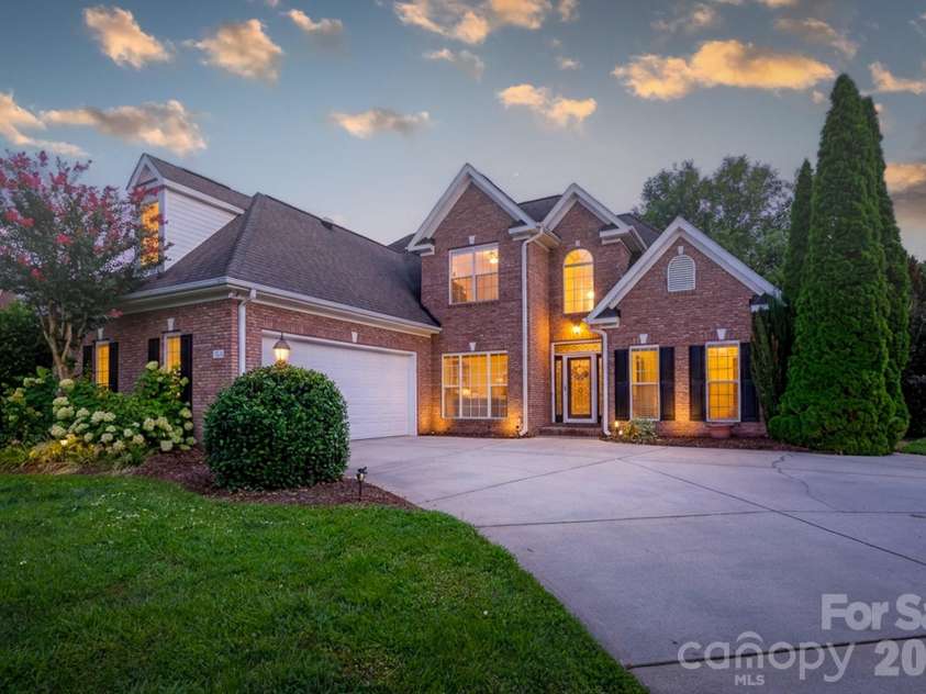 186 Lake Commons Drive, Rock Hill, SC 29732.  MLS# CAR4413133, YatesRealty ID 43191. 