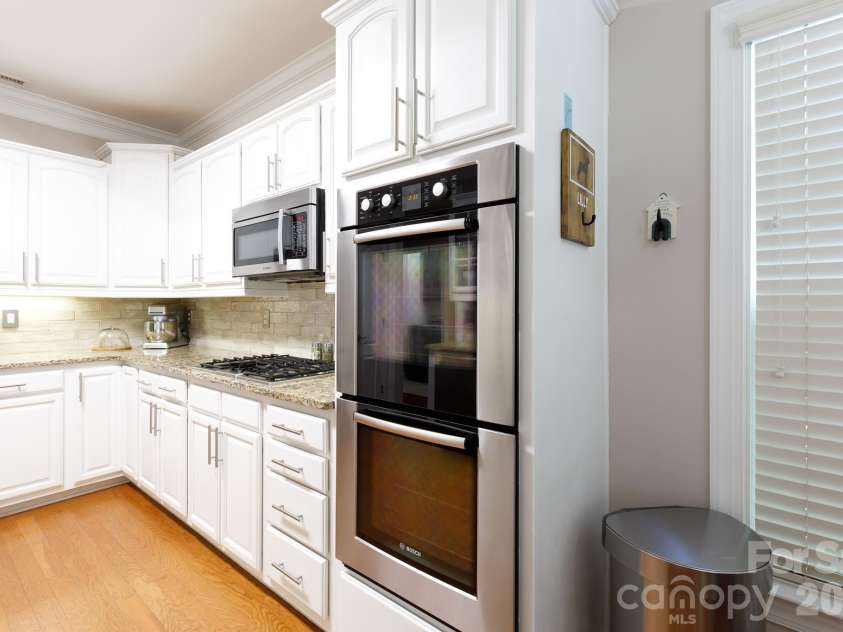 186 Lake Commons Drive, Rock Hill, SC 29732.  MLS# CAR4413133, YatesRealty ID 43191. 