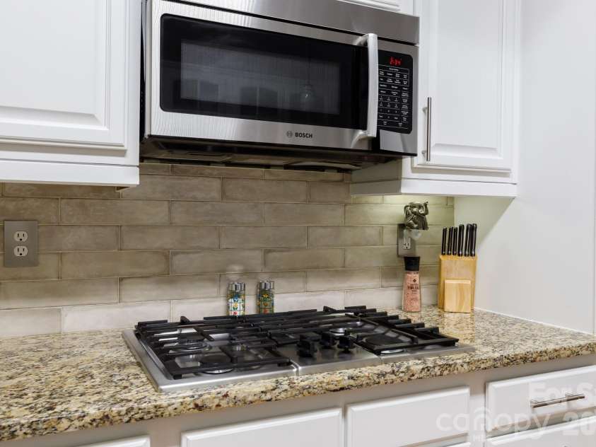 186 Lake Commons Drive, Rock Hill, SC 29732.  MLS# CAR4413133, YatesRealty ID 43191. 