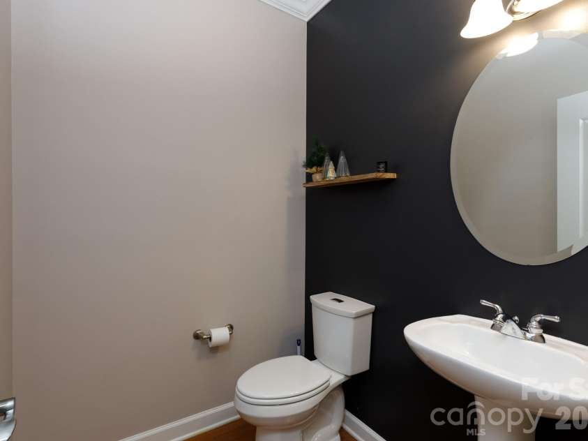 186 Lake Commons Drive, Rock Hill, SC 29732.  MLS# CAR4413133, YatesRealty ID 43191. 
