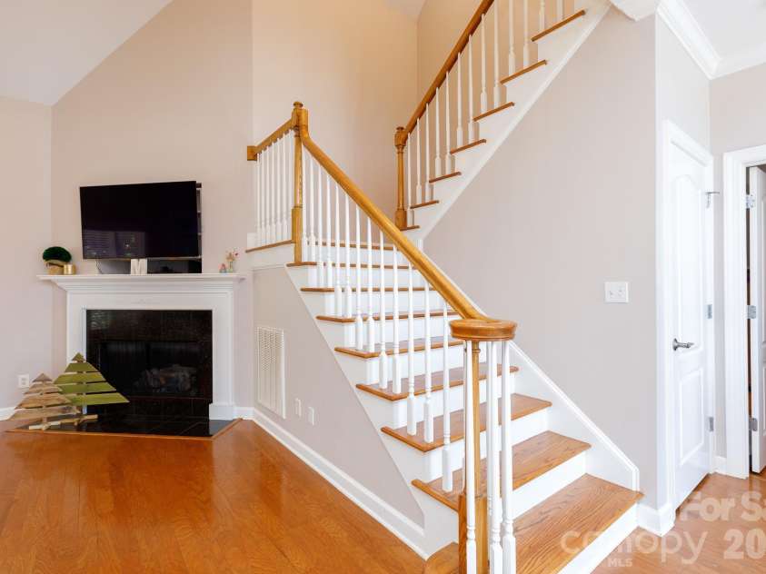 186 Lake Commons Drive, Rock Hill, SC 29732.  MLS# CAR4413133, YatesRealty ID 43191. 