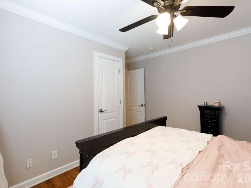 186 Lake Commons Drive, Rock Hill, SC 29732.  MLS# CAR4413133, YatesRealty ID 43191. 