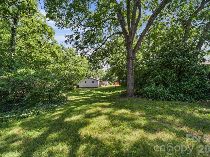 703 Windsor Street, Monroe, NC 28112.  MLS# CAR4412570, YatesRealty ID 43195. 
