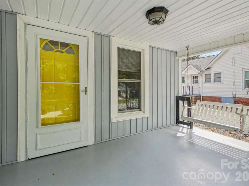 1104 Venus Street, Kannapolis, NC 28083.  MLS# CAR4409485, YatesRealty ID 43198. 