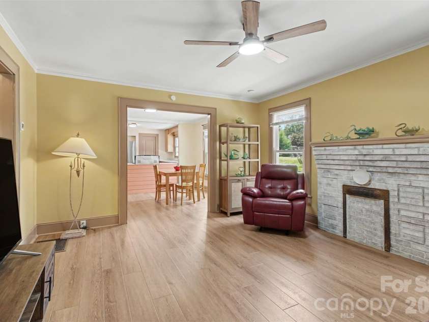 1104 Venus Street, Kannapolis, NC 28083.  MLS# CAR4409485, YatesRealty ID 43198. 