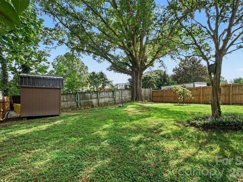 1104 Venus Street, Kannapolis, NC 28083.  MLS# CAR4409485, YatesRealty ID 43198. 