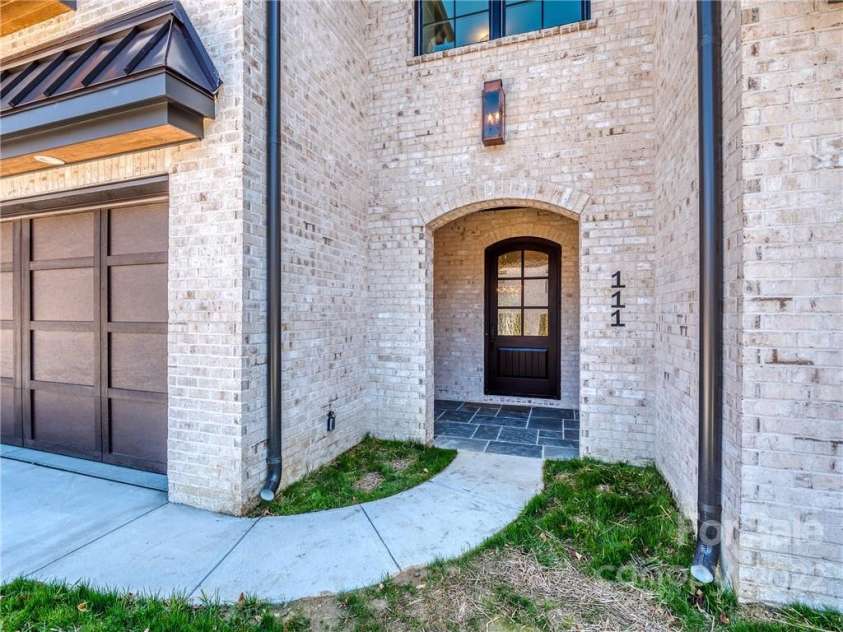 401 Audrey Place, Charlotte, NC 28226.  MLS# CAR3844773, YatesRealty ID 432. To Be Built Unit.  Photos are Representative of the same plan previously built.
